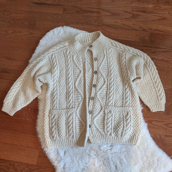 IF YOU ARE STILL INTERESTED PLEASE SEE COPY LISTING Vintage irish fisherman' - Picture 2 of 10